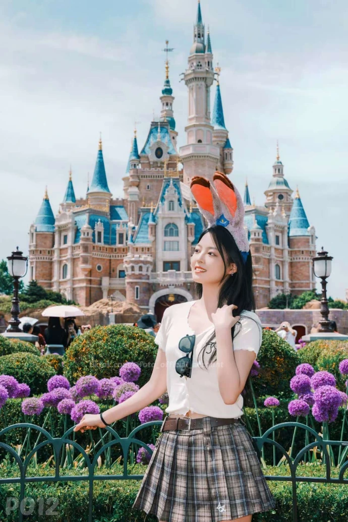 ผลงานถ่ายภาพโดยช่างภาพ P012
