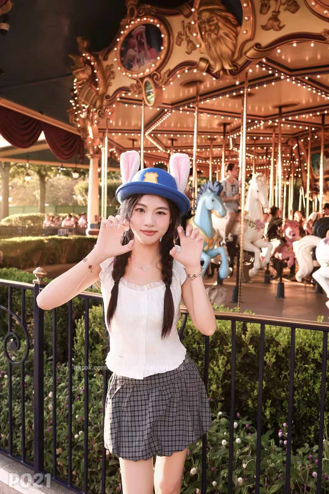 ผลงานถ่ายภาพโดยช่างภาพ P021