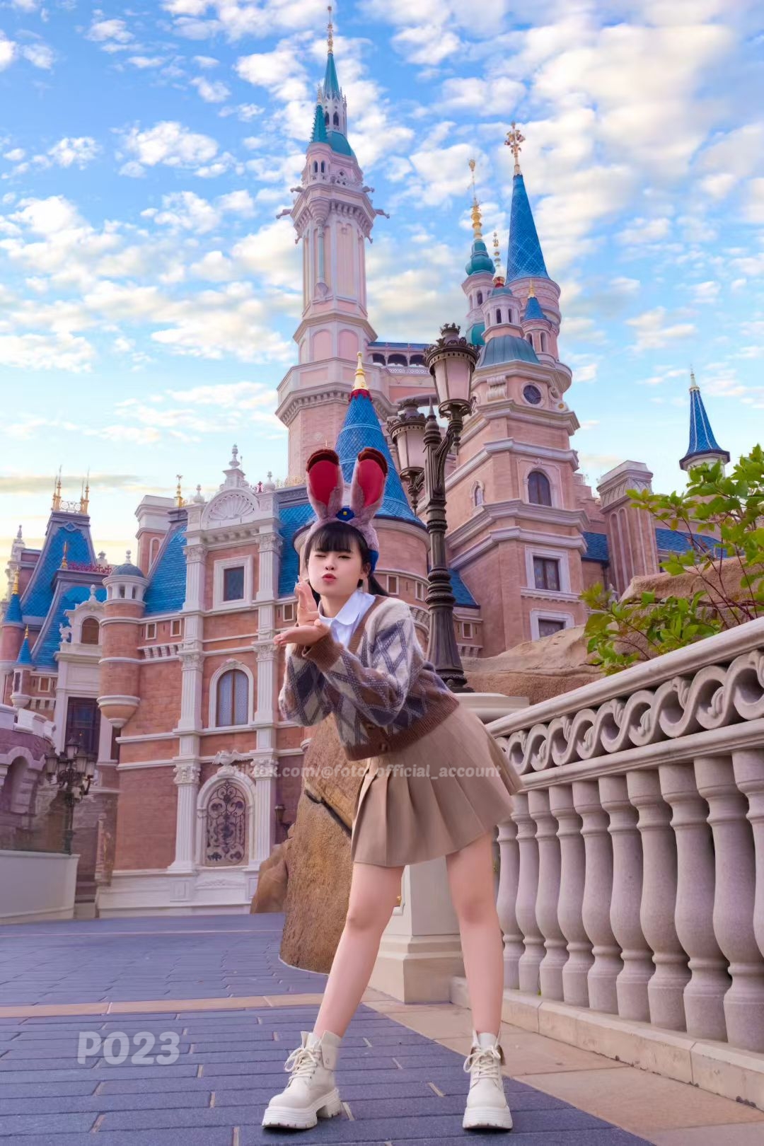 ผลงานถ่ายภาพโดยช่างภาพ P023