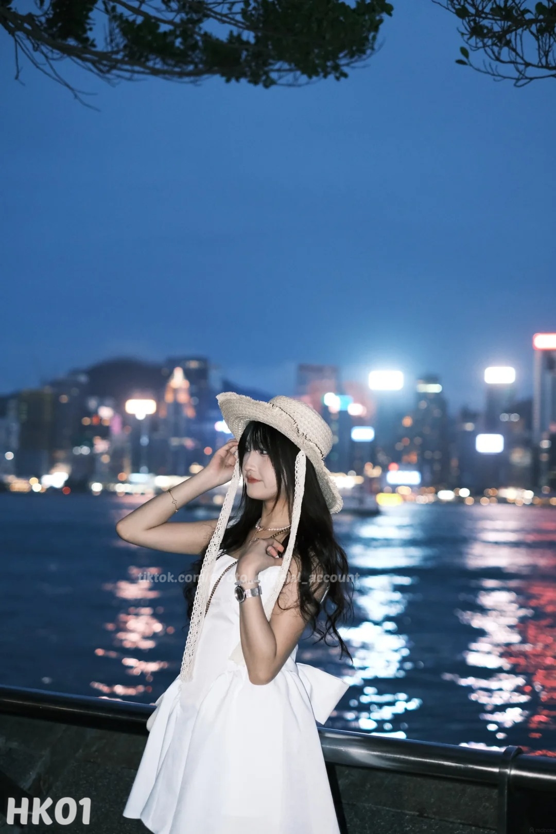 ผลงานถ่ายภาพโดยช่างภาพ HK01