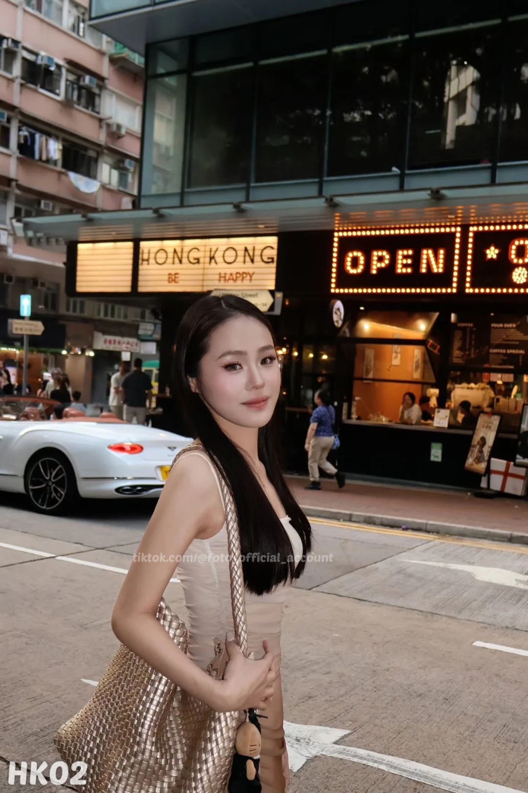 ผลงานถ่ายภาพโดยช่างภาพ HK02