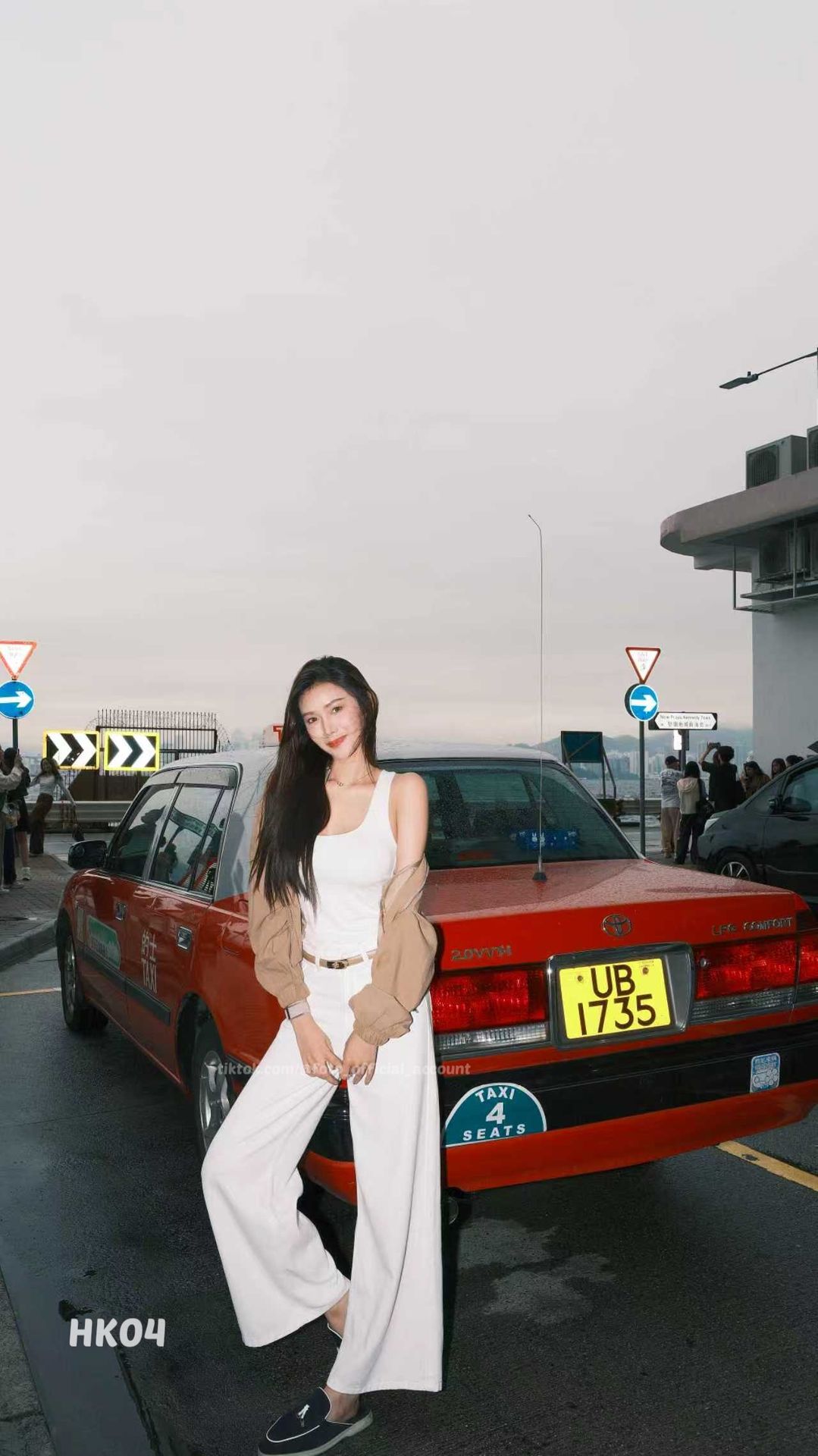 ผลงานถ่ายภาพโดยช่างภาพ HK04