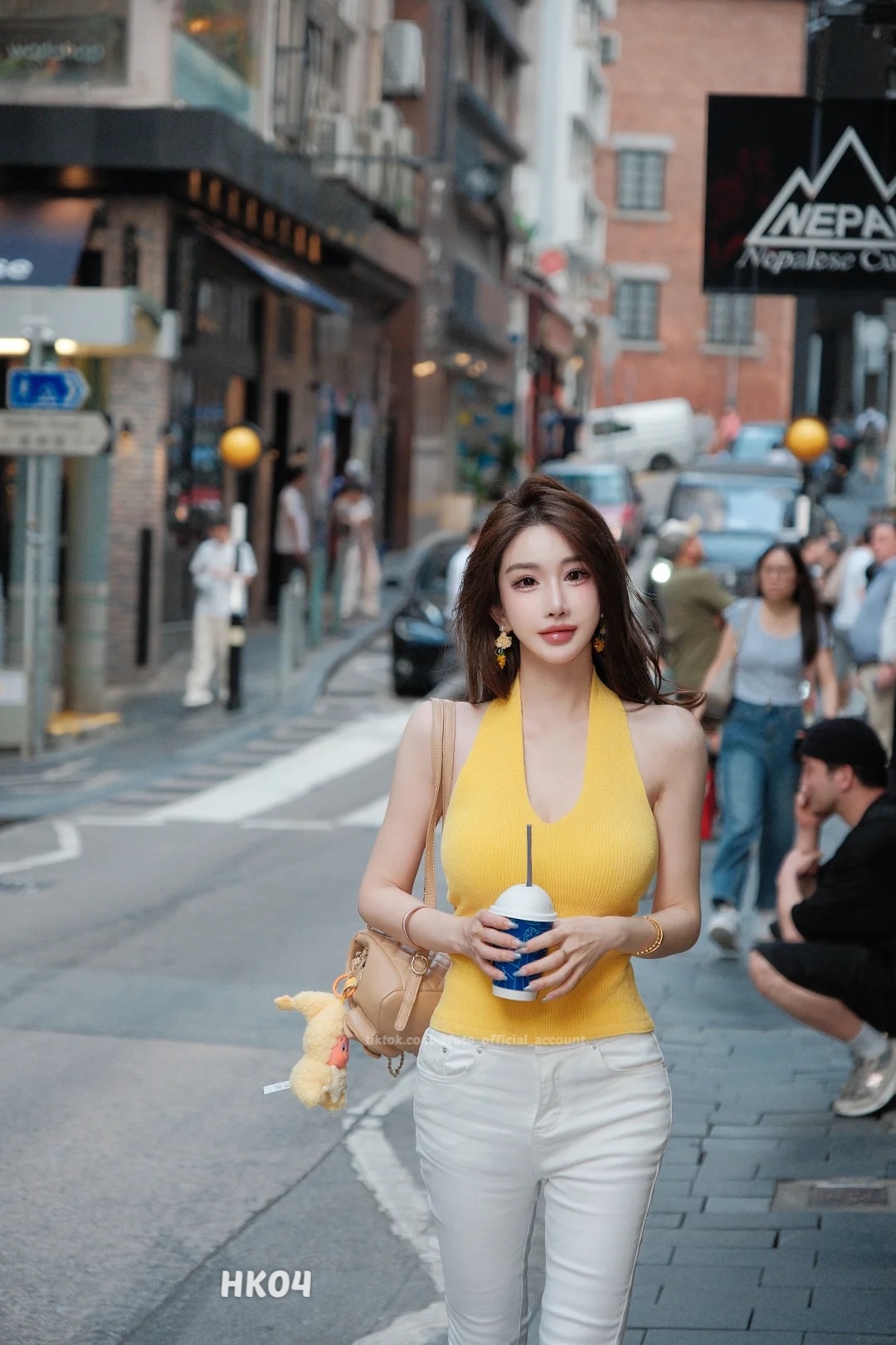 ผลงานถ่ายภาพโดยช่างภาพ HK04