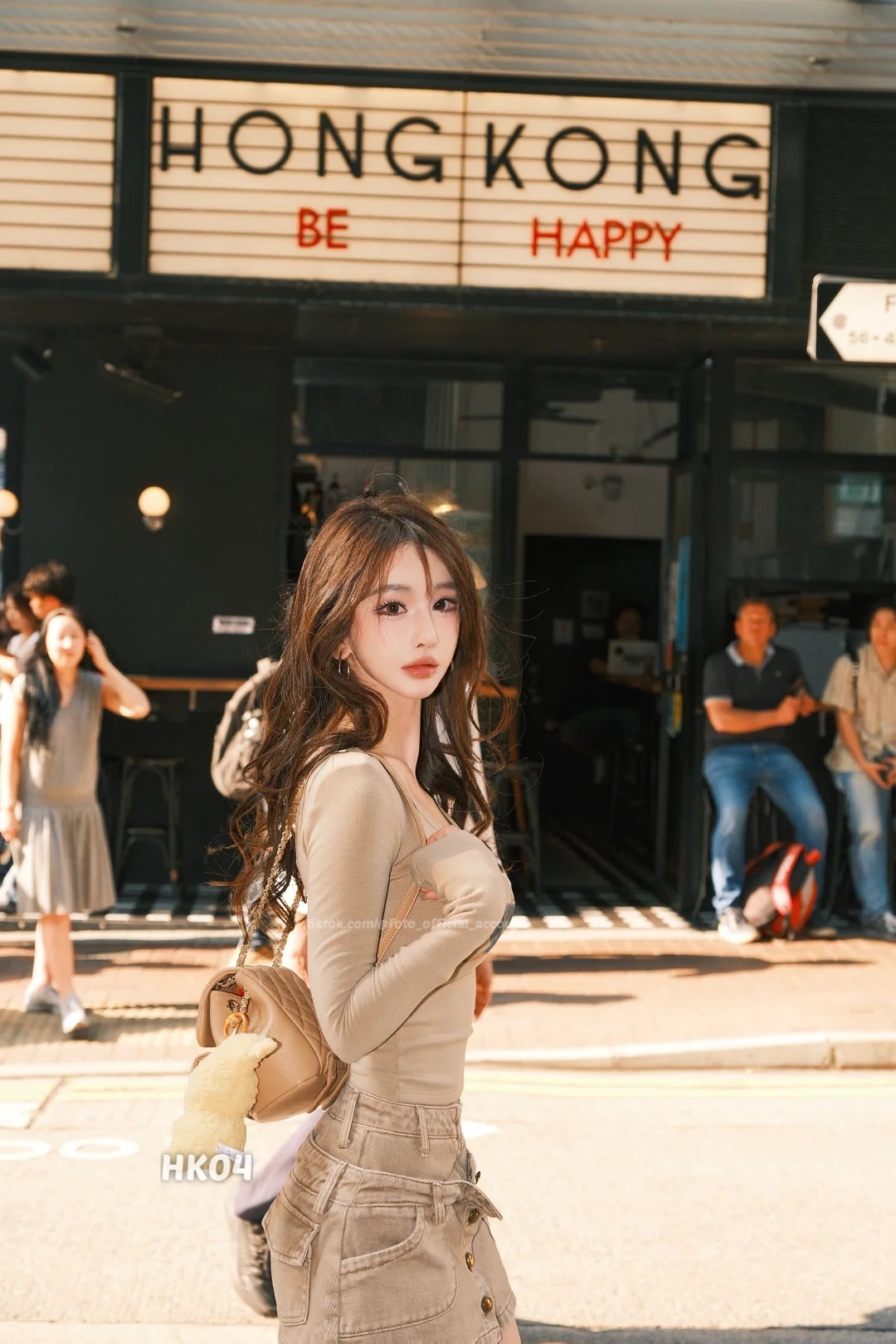 ผลงานถ่ายภาพโดยช่างภาพ HK04