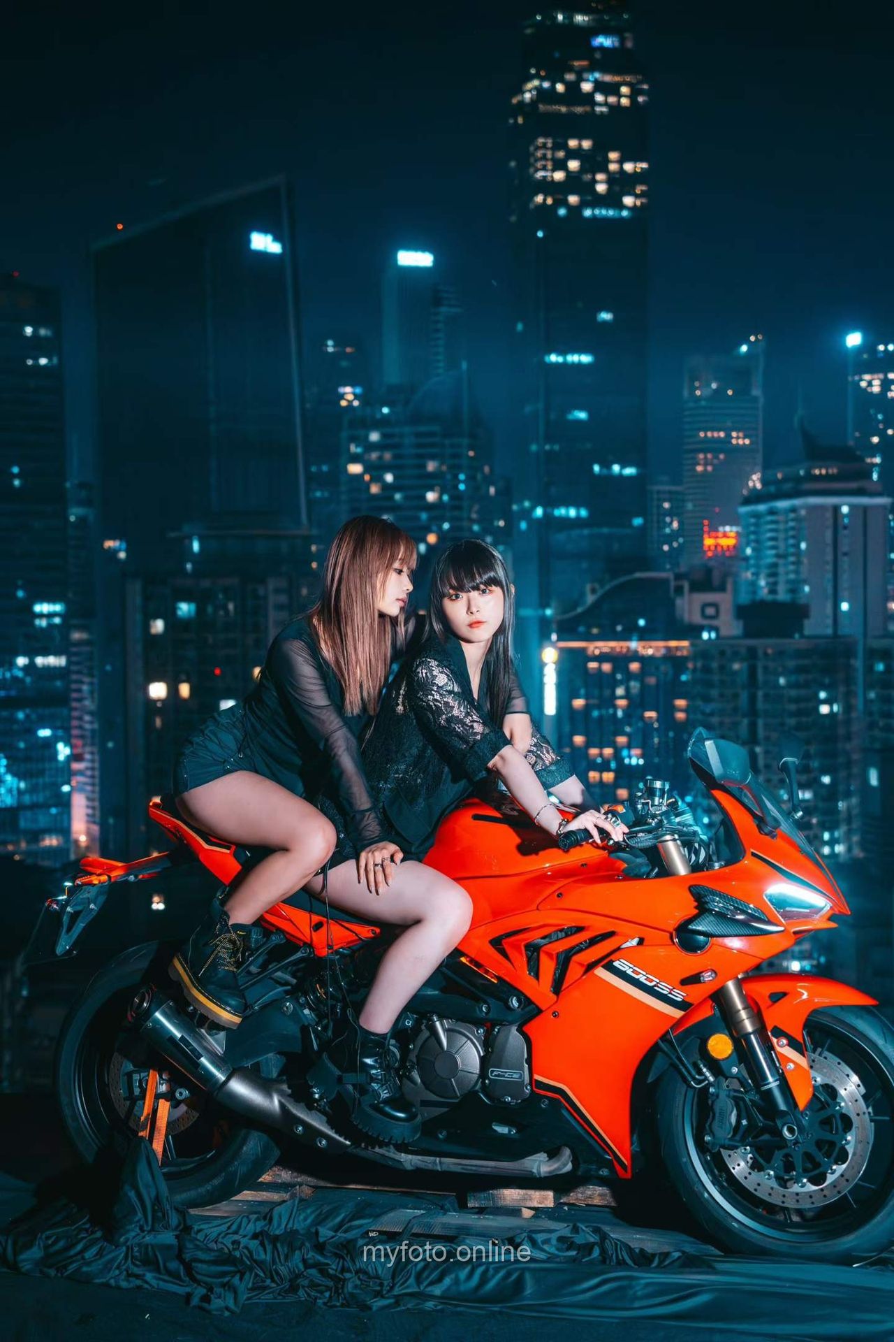 พอร์ตโฟลิโอผลงานโดย CQ31