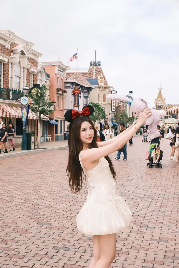 ผลงานถ่ายภาพโดยช่างภาพ HK03