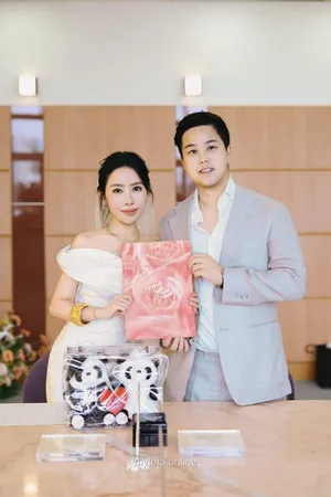 ผลงานถ่ายภาพโดยช่างภาพ HK05