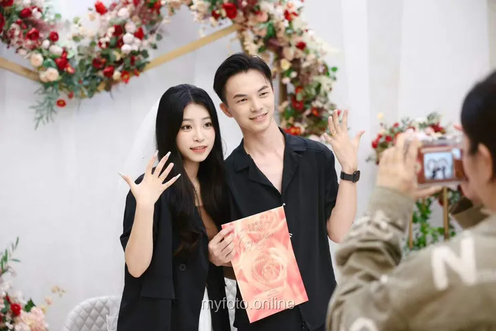 ผลงานถ่ายภาพโดยช่างภาพ HK05