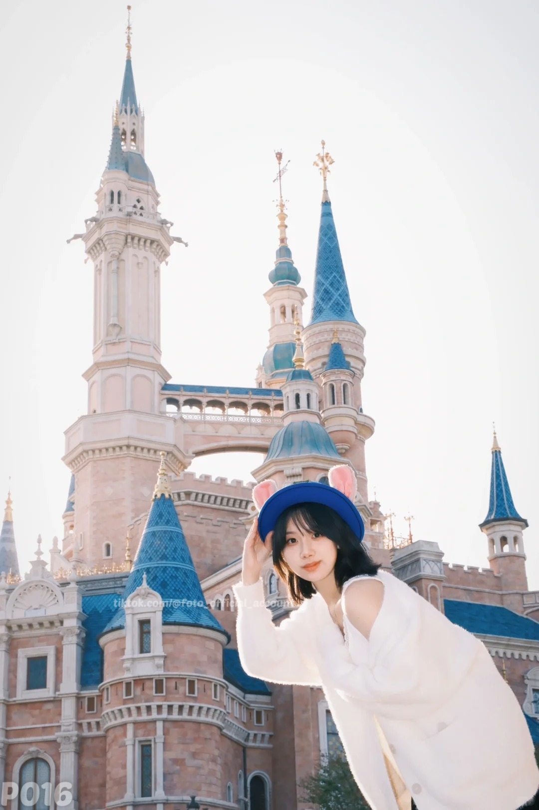 ผลงานถ่ายภาพโดยช่างภาพ P016