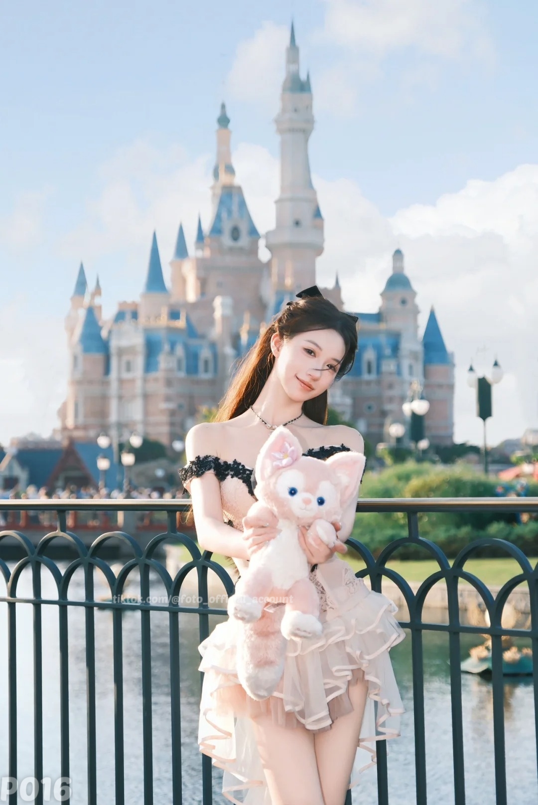 ผลงานถ่ายภาพโดยช่างภาพ P016