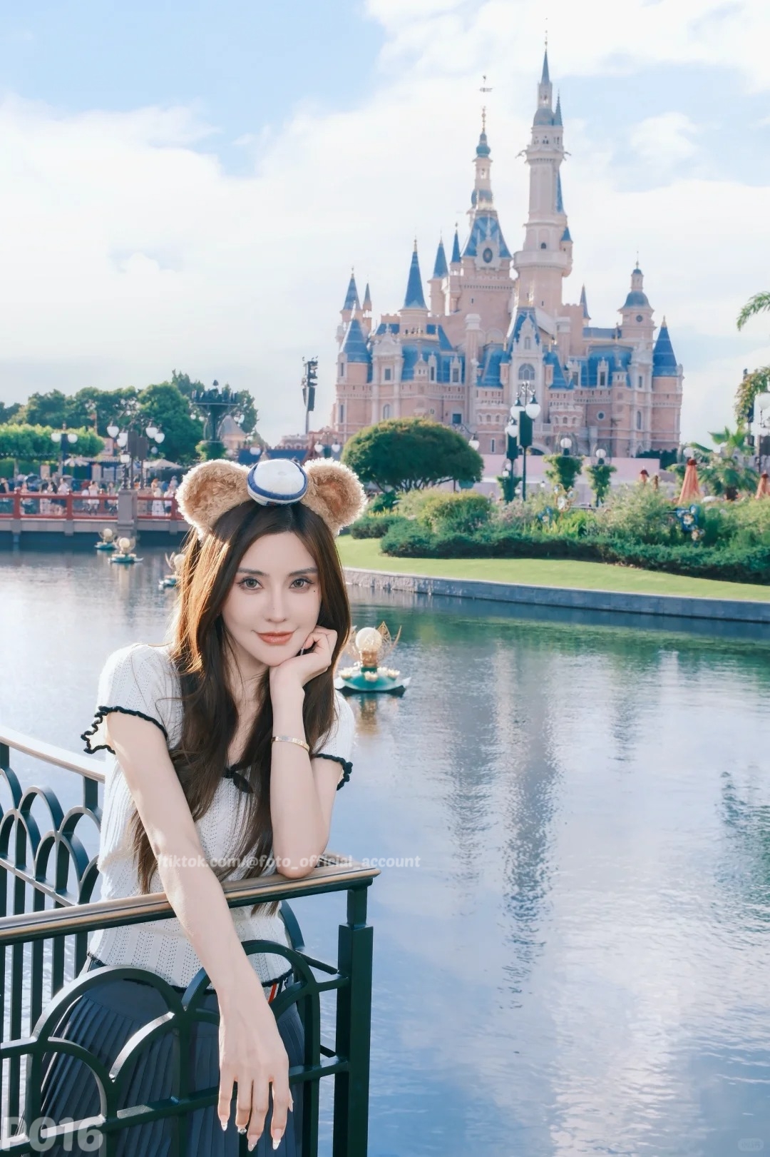 ผลงานถ่ายภาพโดยช่างภาพ P016